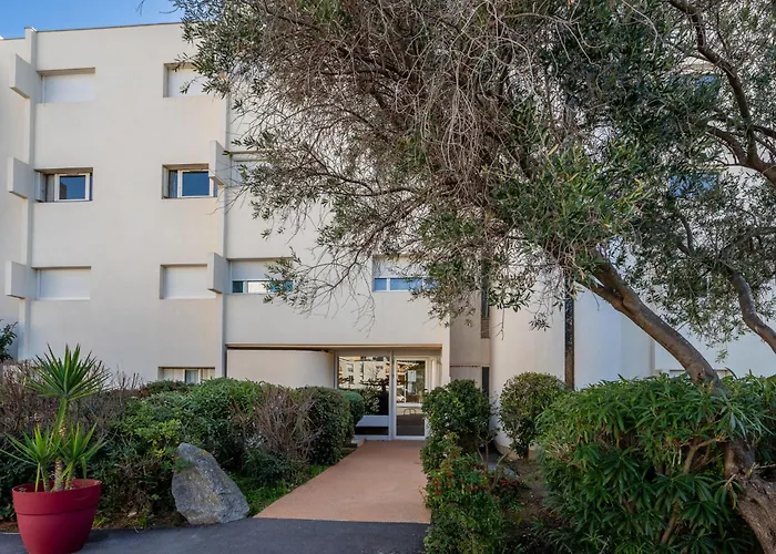 Ormarine By Interhome * Le Lavandou